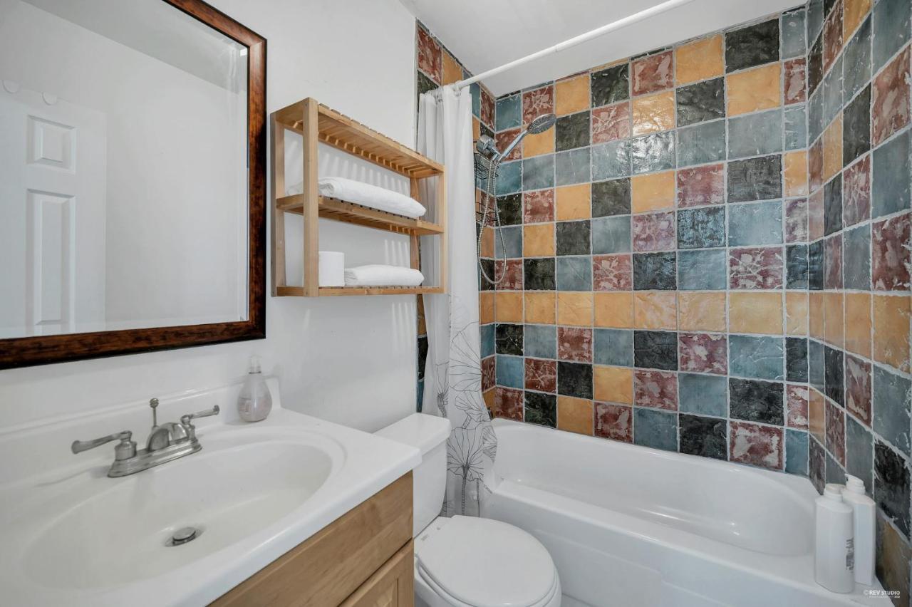 Zodiac 2-Bdr 1-Bath Townhouse @ Woodbine Beach II Apartment Toronto Luaran gambar